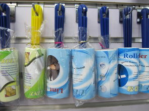 走進(jìn)義烏商貿(mào)城四區(qū) 探訪彥博日用品與它的“粘毛滾筒”生意經(jīng)